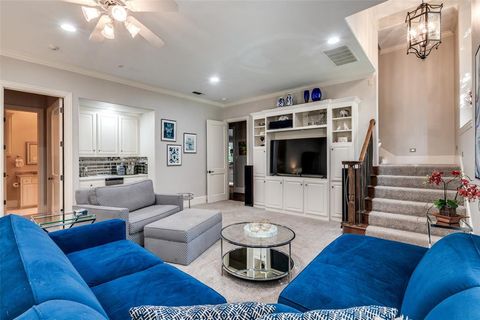 Tiny photo for 4731 N Lindhurst Avenue, Dallas, TX 75229 (MLS # 21054217)