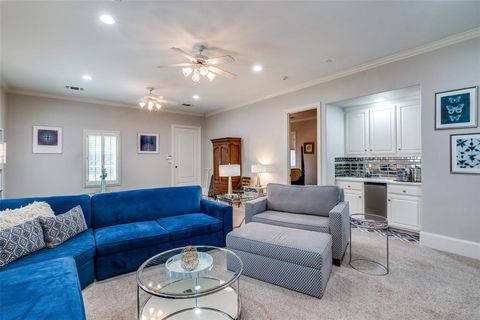 Tiny photo for 4731 N Lindhurst Avenue, Dallas, TX 75229 (MLS # 21054217)