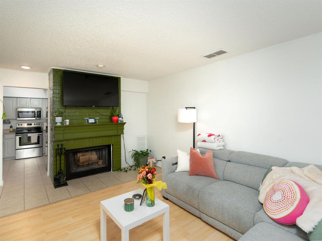 La Buea Vida - Residential