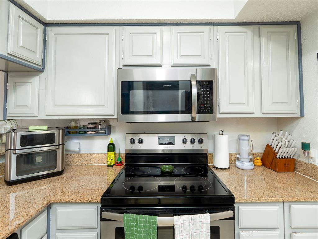 La Buea Vida - Residential