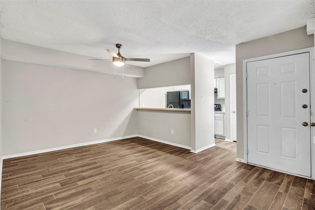 Springtree Crossing Condos - Residential