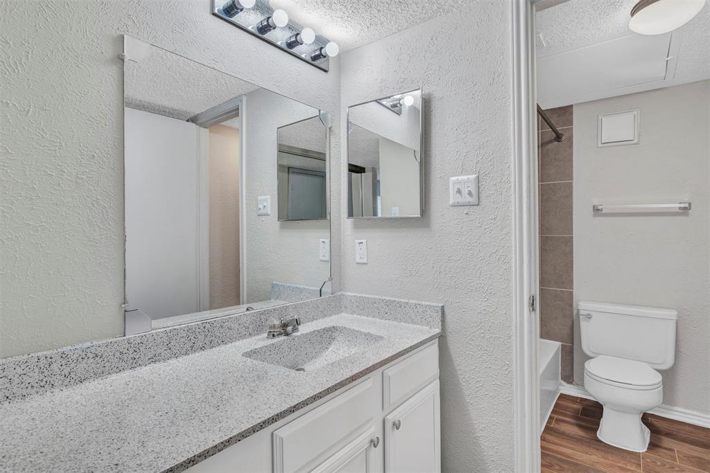 Springtree Crossing Condos - Residential