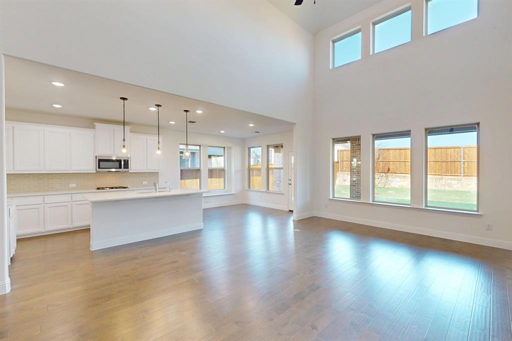 6813 Tadpole Trail