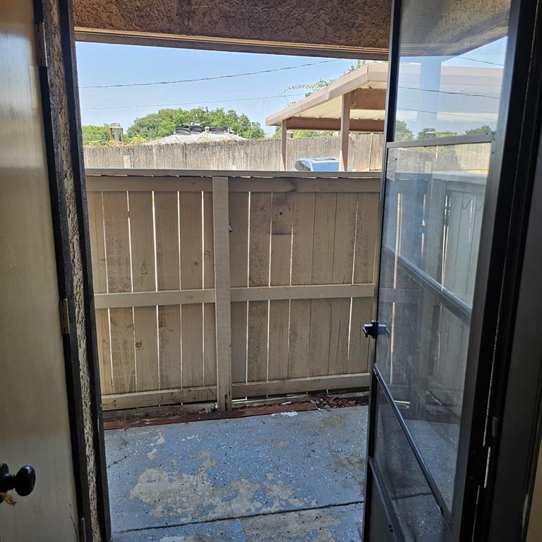 Crestbluff Condo - Residential