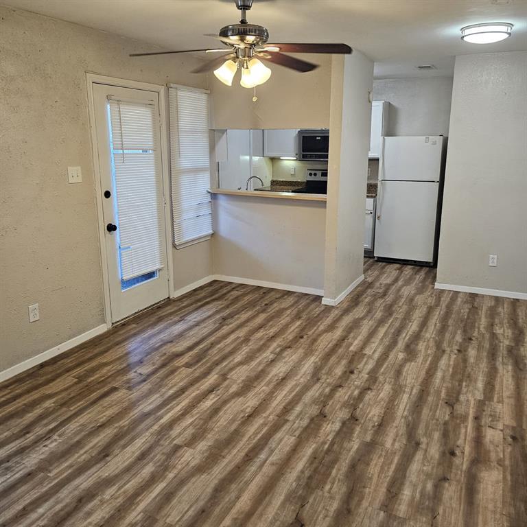 Crestbluff Condo - Residential