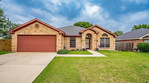 1228 Meadow Glen Crowley TX 76036