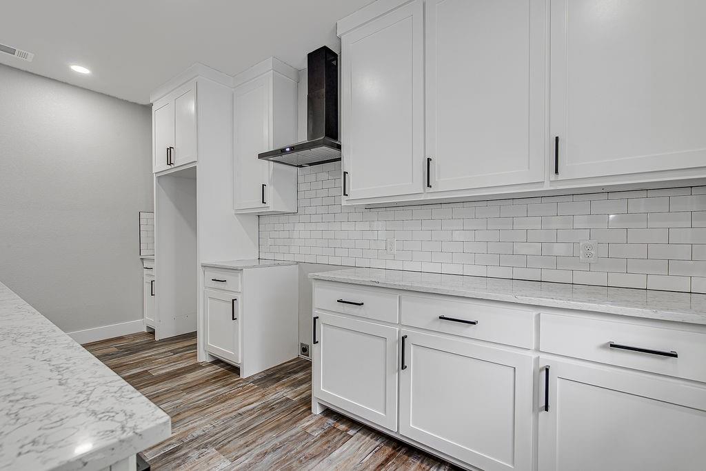 Blue Water Oaks - Residential