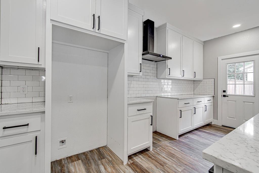 Blue Water Oaks - Residential