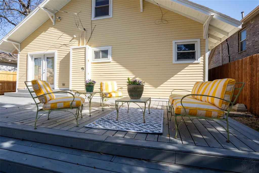 Fort Worth, Texas 76107, United States, 3 Bedrooms Bedrooms, ,3 BathroomsBathrooms,Residential,Pending,246752