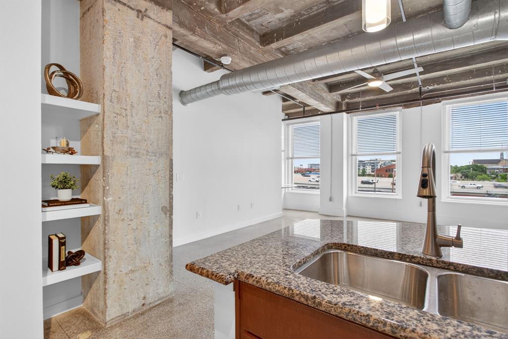 Texas & Pacific Lofts Condo - Residential