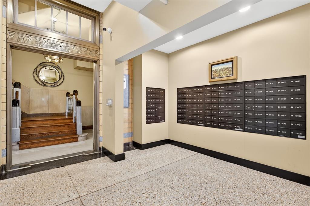 Texas & Pacific Lofts Condo - Residential