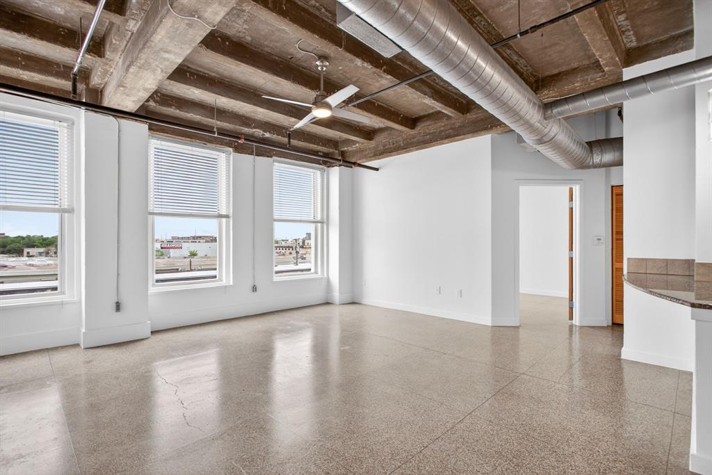 Texas & Pacific Lofts Condo - Residential