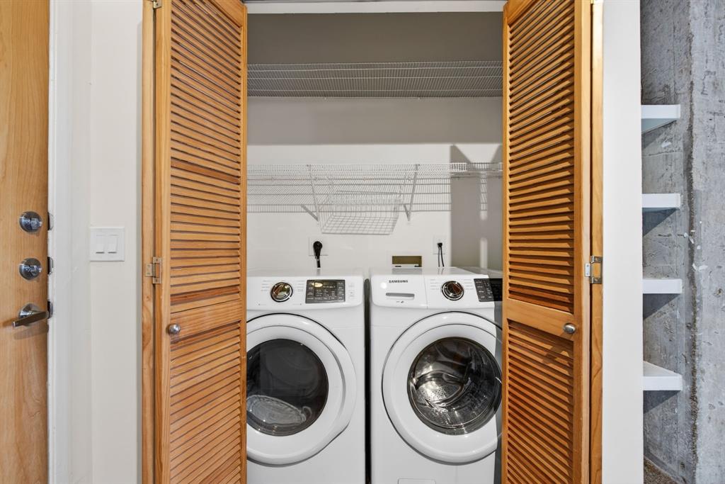 Texas & Pacific Lofts Condo - Residential