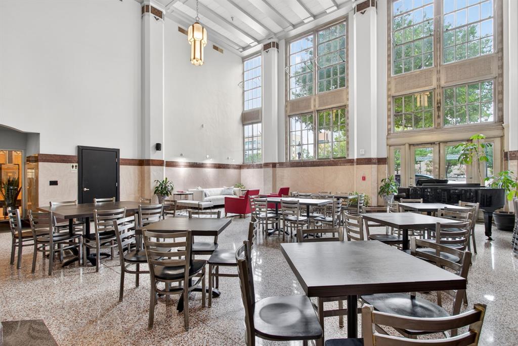 Texas & Pacific Lofts Condo - Residential