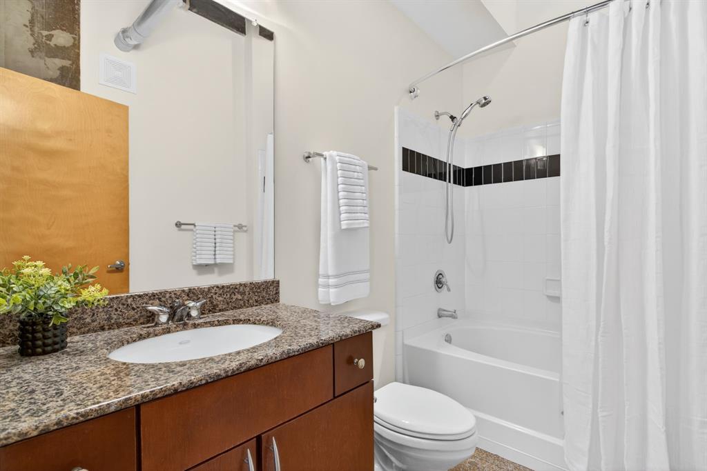 Texas & Pacific Lofts Condo - Residential
