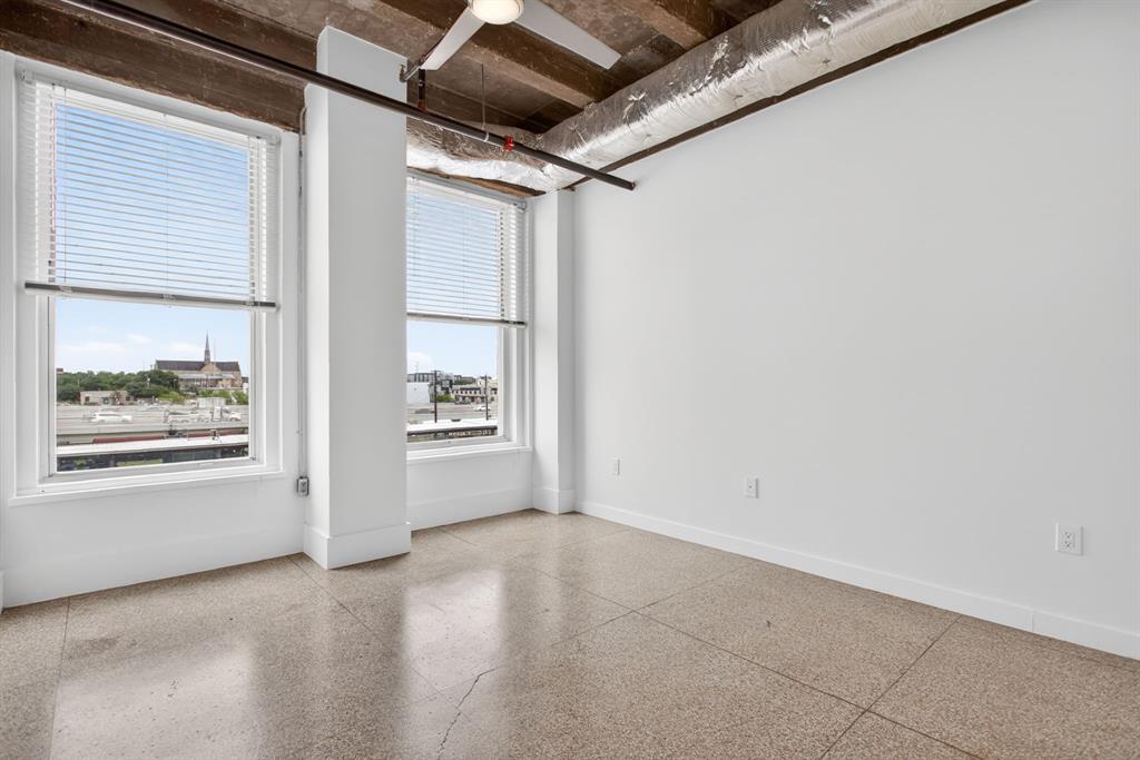 Texas & Pacific Lofts Condo - Residential