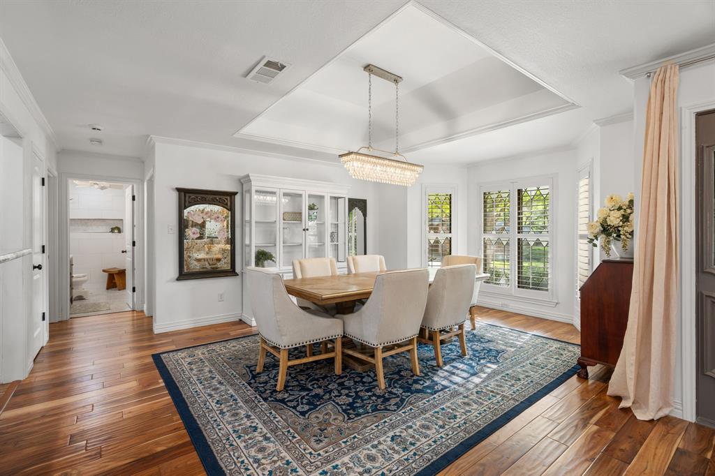 2103 Lake Country Drive