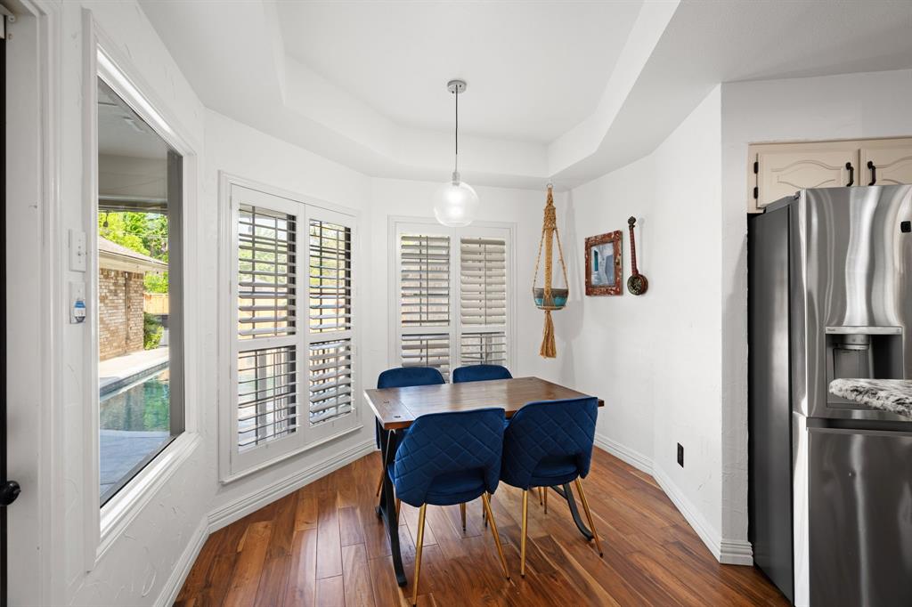 2103 Lake Country Drive