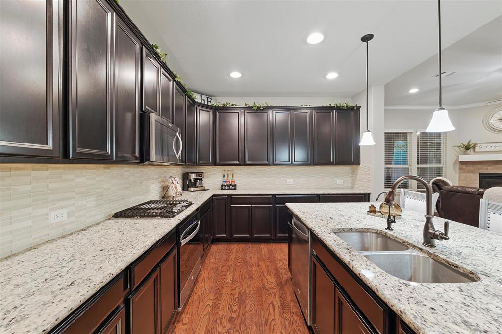 6505 Roaring Creek