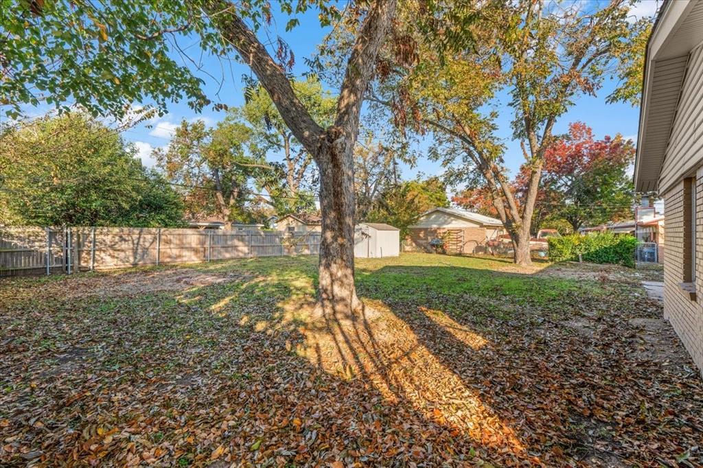 Benbrook Lakeside Add - Residential