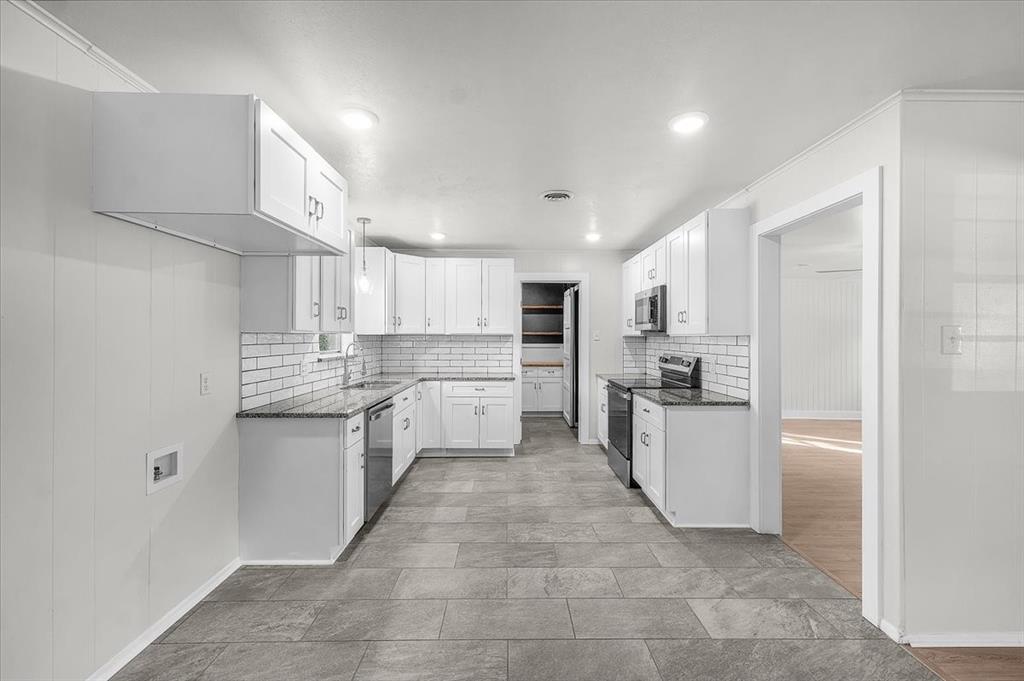 Benbrook Lakeside Add - Residential