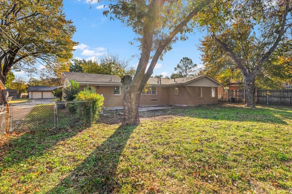 Benbrook Lakeside Add - Residential