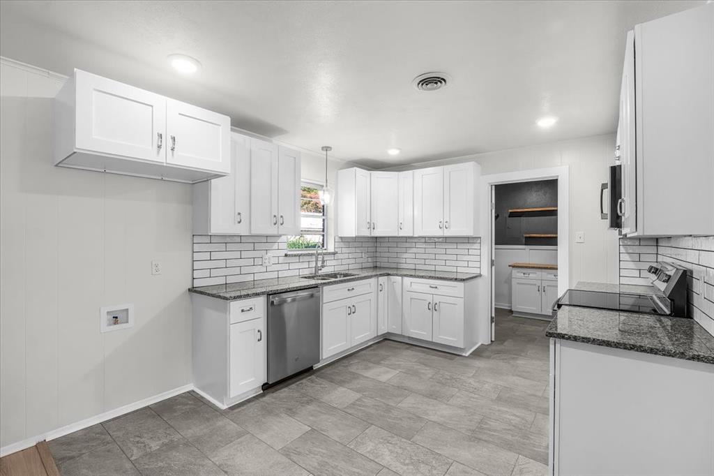 Benbrook Lakeside Add - Residential