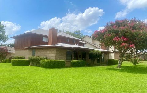 Photo of 1419 S Story Road, Irving, TX 75060 (MLS # 21308073)