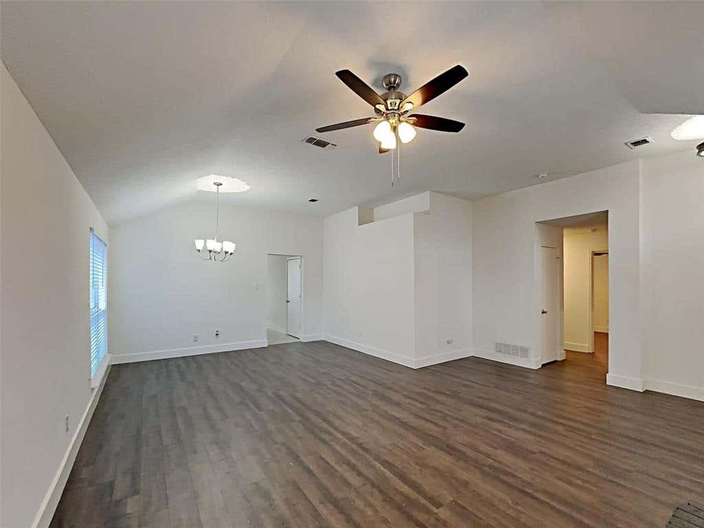 Photo of 2705 Hidden Springs Drive, Mesquite, TX 75181 (MLS # 21303805)