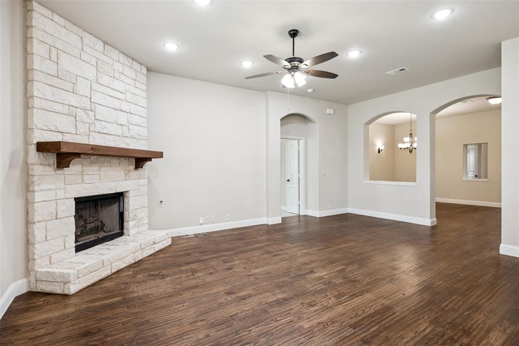 Forney, Texas 75126, United States, 3 Bedrooms Bedrooms, ,2 BathroomsBathrooms,Residential,Pending,187708