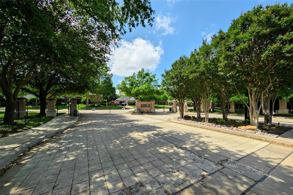 Twin Lakes Add - Residential
