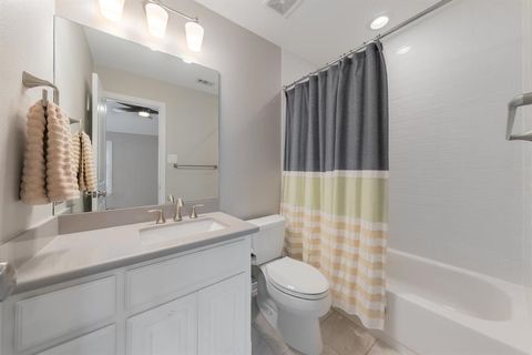 Tiny photo for 640 Creekway Drive, Irving, TX 75039 (MLS # 21033272)