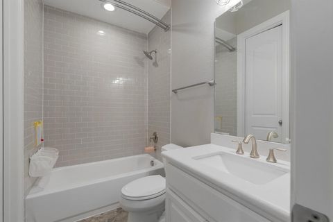 Tiny photo for 640 Creekway Drive, Irving, TX 75039 (MLS # 21033272)