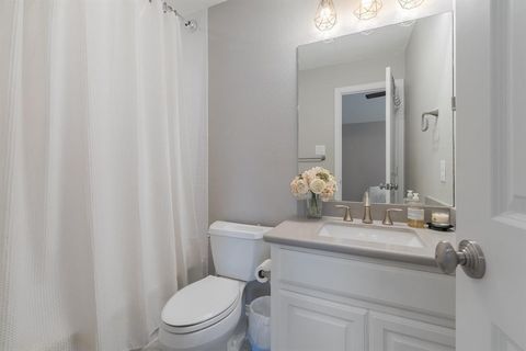 Tiny photo for 640 Creekway Drive, Irving, TX 75039 (MLS # 21033272)