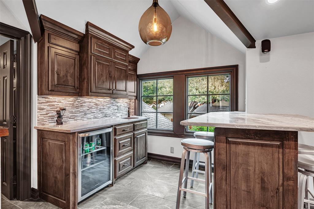 Willow Bend Lakes Ph Four - Residential