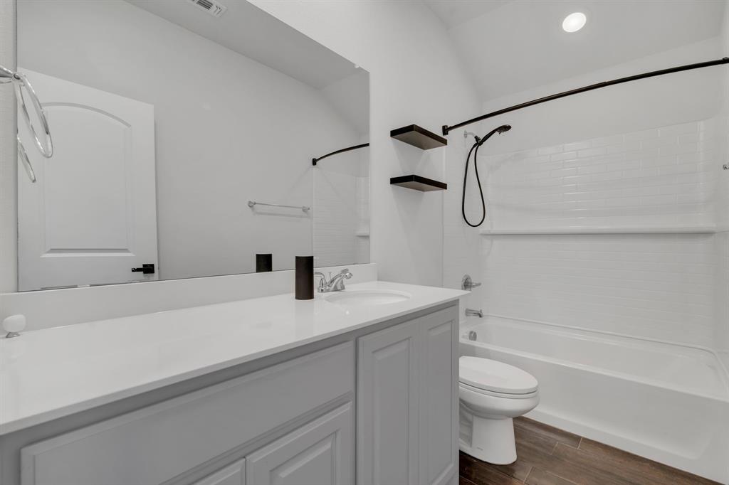 Aspen Mdws Ph 1 - Residential Lease