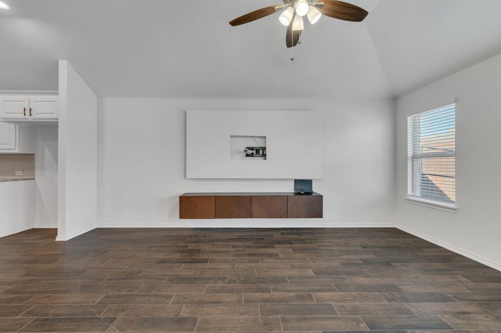 Aspen Mdws Ph 1 - Residential Lease