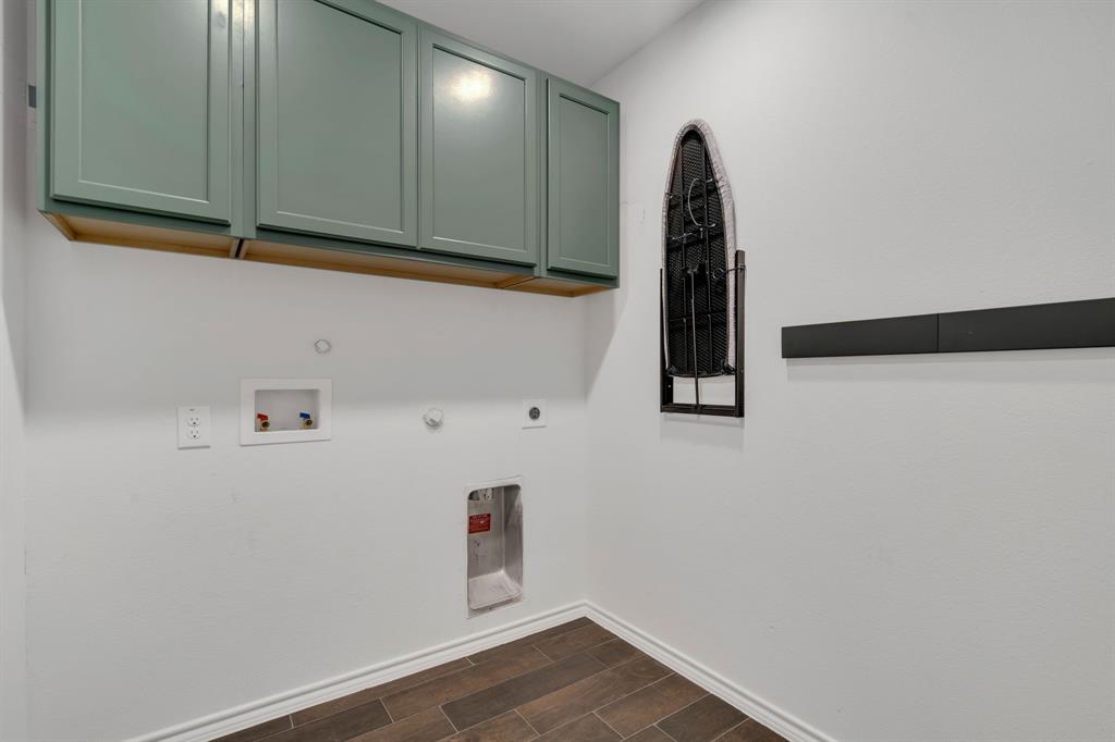 Aspen Mdws Ph 1 - Residential Lease