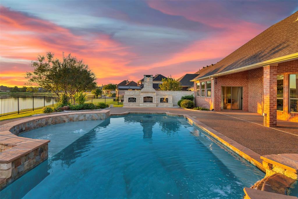 2401 Waters Edge Drive