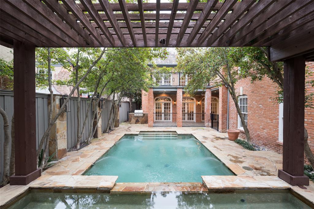 Highland Park West 05 Instl - Residential