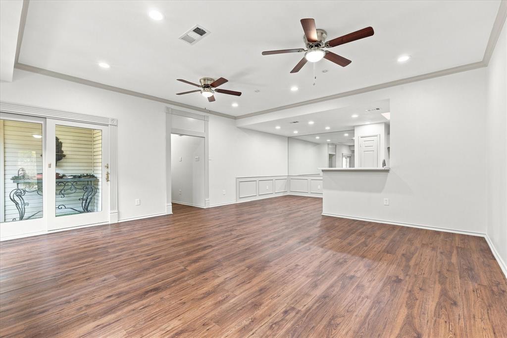 617 Renaissance Place