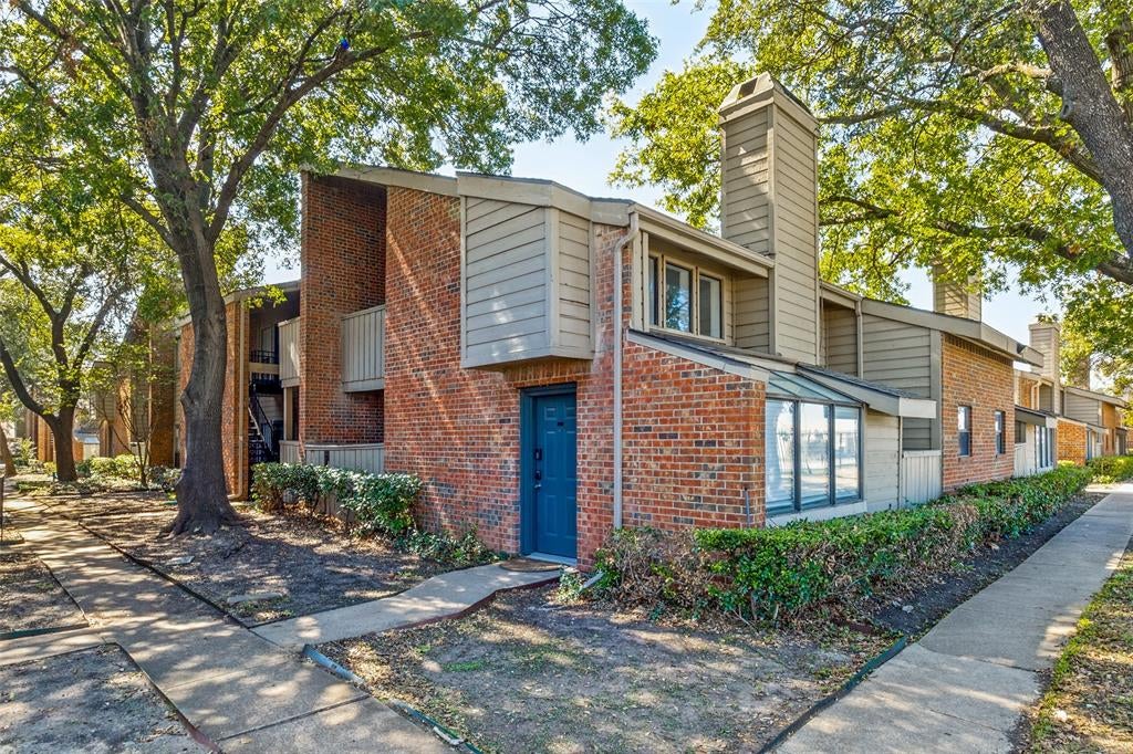 9254 Forest Lane 812