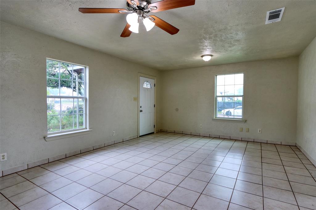 Acreage Estates 2 - Residential