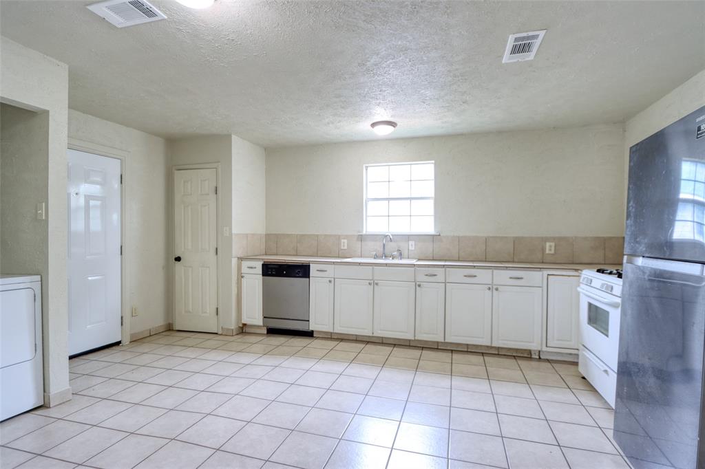 Acreage Estates 2 - Residential
