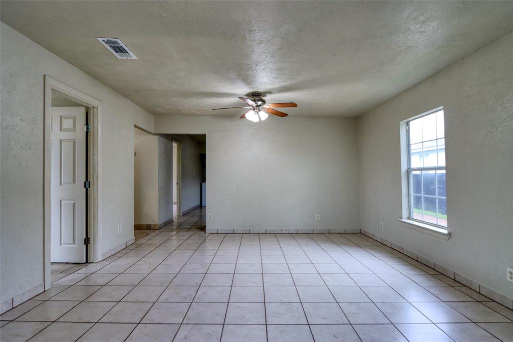 Acreage Estates 2 - Residential