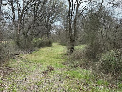 Tiny photo for 15542 Gholson Road, Waco, TX 76705 (MLS # 21200186)