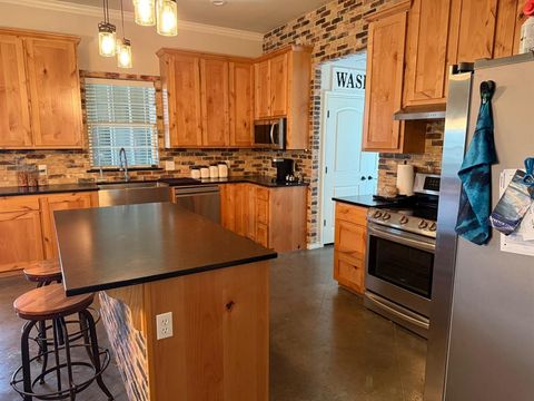 Tiny photo for 15542 Gholson Road, Waco, TX 76705 (MLS # 21200186)