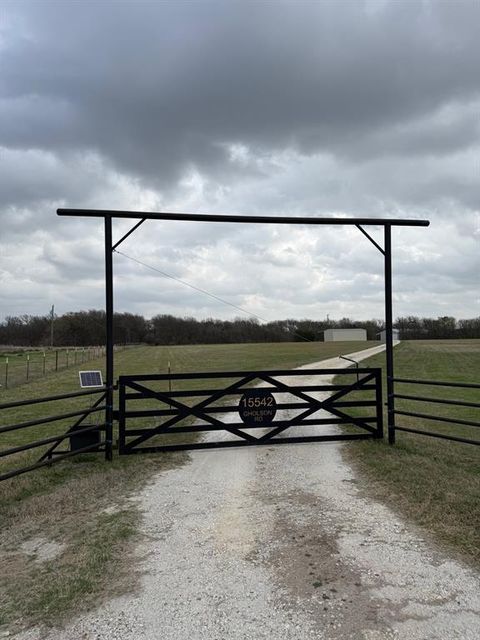 Tiny photo for 15542 Gholson Road, Waco, TX 76705 (MLS # 21200186)