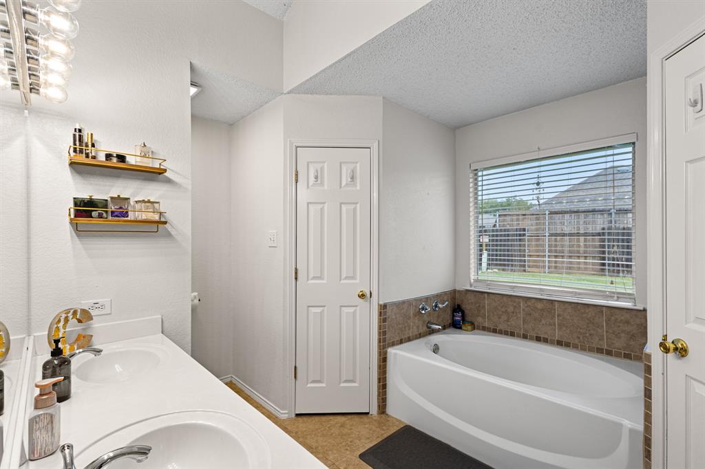 Crown Point Ph1 - Residential