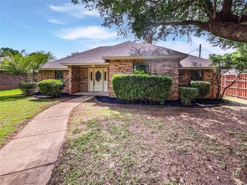 1910 Hillcroft Drive Duncanville TX 75137